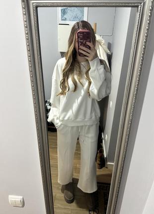 Спортивный костюм