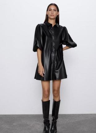 Плаття з еко шкіри