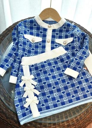 Очень красивый и стильный костюм
❄️материал - 80% хлопок, 20% полиэстер