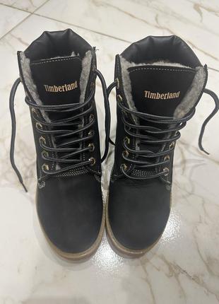 Продам зимние ботинки