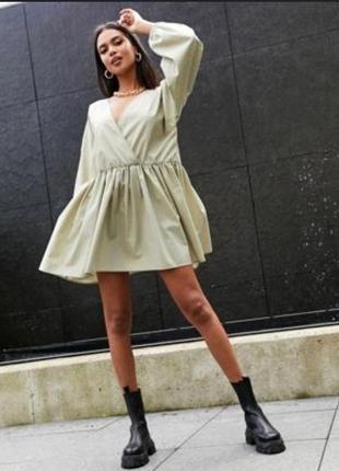 Платье фисташкового цвета