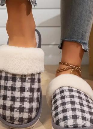Женские домашние тапочки