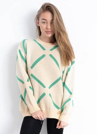 Светр жіночий