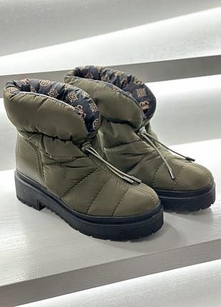Зимние сапоги дутики guess новые