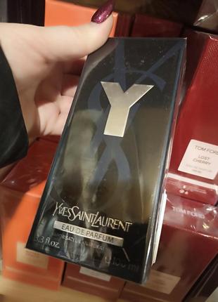 Парфумована вода yves saint laurent y