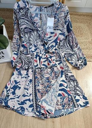 Короткий комбінезон із принтом від zara, розмір s