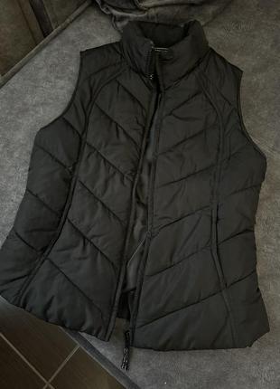 Жилет жилетка дутая безрукавка