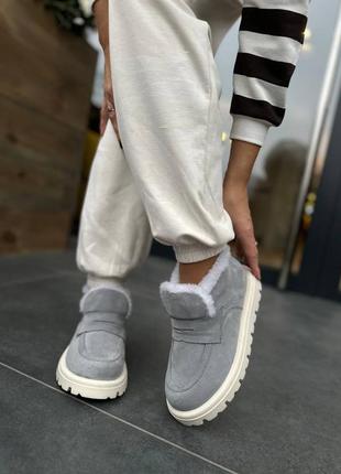 Тепленькие лоферы тапули, серый, натуральная замша, зима