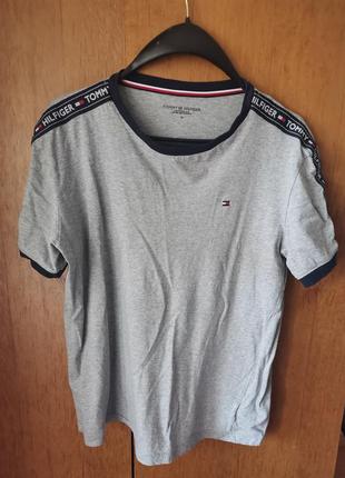 Футболка tommy hillfiger