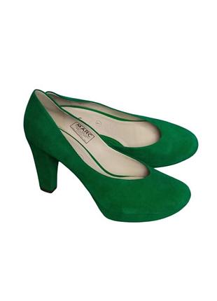 Стильні туфлі зеленого кольору земшеві шкіряна устілка