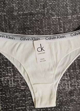 Фирменные трусики от calvin klein