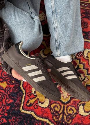 Adidas samba brown