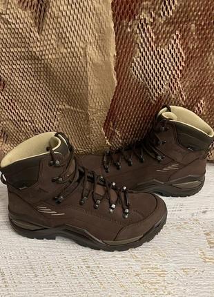 Кожаные фирменные термо ботинки lowa gore-tex 44р.1 фото
