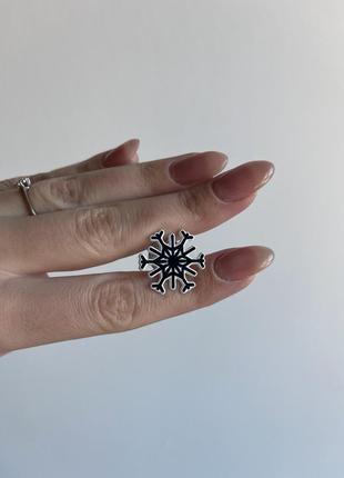 Пін значок металевий брошка сніжинка