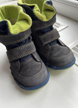 Чоботи на хлопчика 24р.