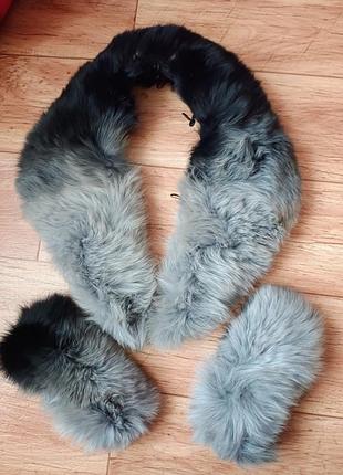 Хутряний накладний комір і манжети песець