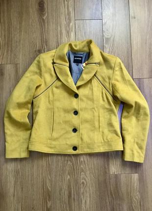 Продам напівпальто