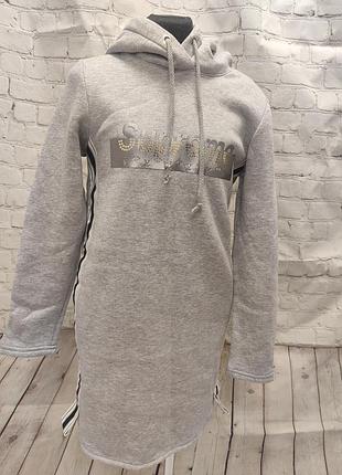 Стильное теплое платье с капюшоном на девушек 10-14 лет