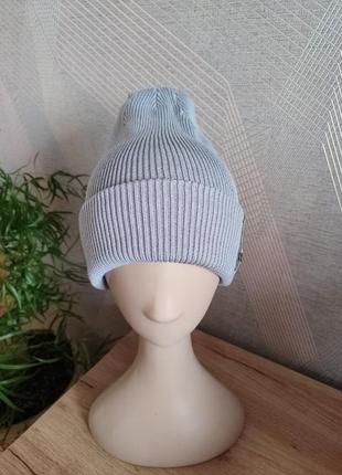 Гарна шапка такорі з закотом