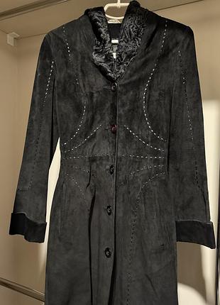 Замшеве пальто s розмір, італія.