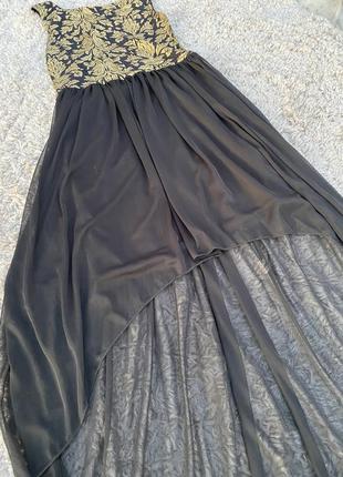 Вечірня сукня