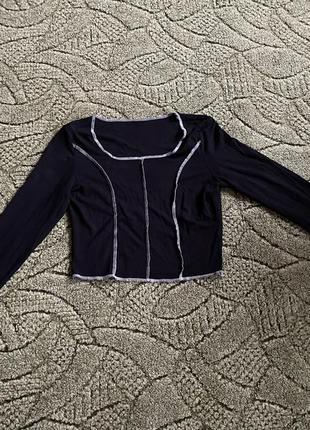 Черная кофта