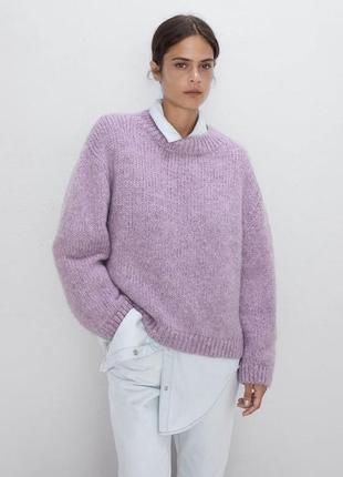 Стильный шерстяной свитер zara