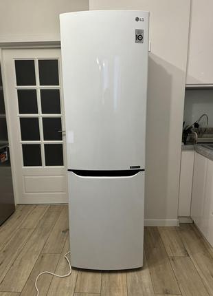 Двухкамерный холодильник lg.