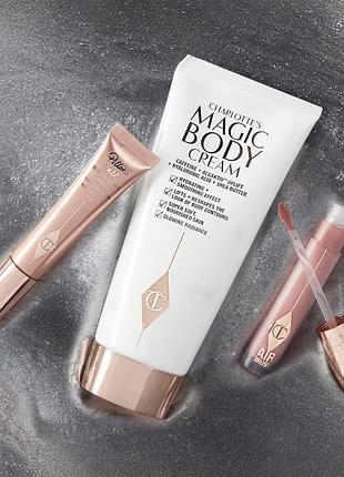Набір charlotte tilbury рожевий хайлайтер румʼяна крем для тіла рідка рожева нюдова помада для губ lip blur pillow talk highlighter magic body cream