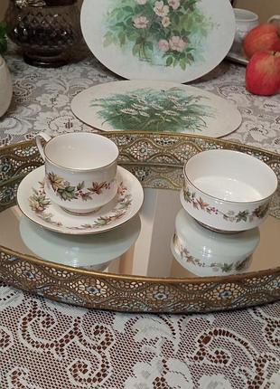 Чайная пара  и сахарница из фарфора высокого качества.англия . отлично на подарок