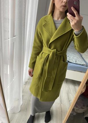 Пальто шерстяное