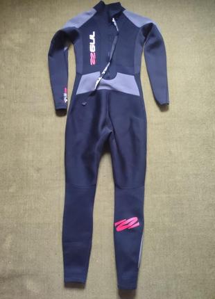 Гидрокостюм 