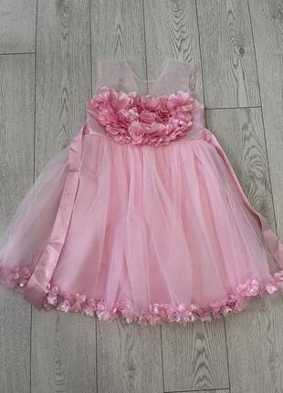 Нежное нарядное платье на девочку 7-8 лет