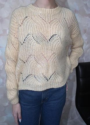 Ажурный свитер