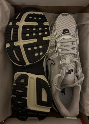Кроссовки унисекс nike v2k run оригинал 7