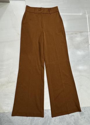 Costes брюки клеш модного цвета