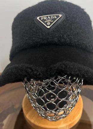 Шляпа prada зимняя