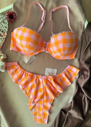 Комплект белья savage x fenty бюстгальтер 36d (80d) трусики m
