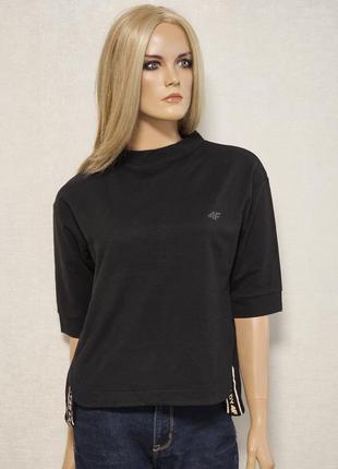 Качественный спортивный топ, футболка 4f