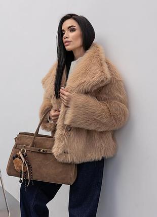 Шуба женская короткая оверсайз, молодежная