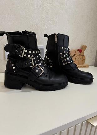 Ботінки zara 9