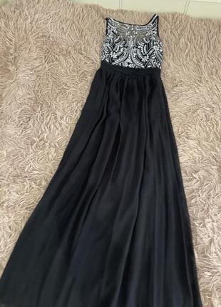 Вечернее платье