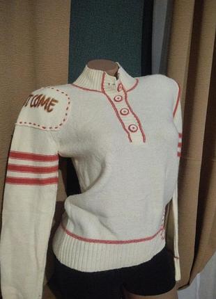 Свитер женский, кофта бежевого цвета тепла на пуговицах