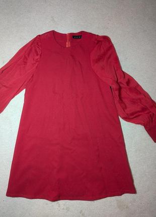 Женское нарядное платье м. состояние идеал. красивое платье