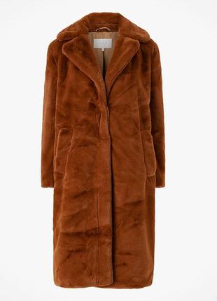 Стильна тепленька шубка