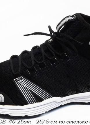 Високі кросівки the north  face