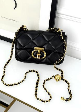 Сумочка через плечо на длинной декоративной цепочке