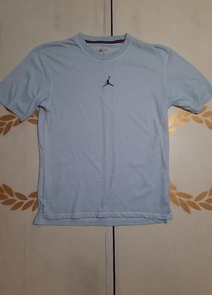 Jordan футболка размер s
