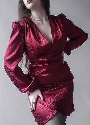 Неймовірна сатинова сукня у бордовому відтінку💋