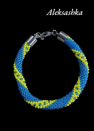 Браслет из бисера